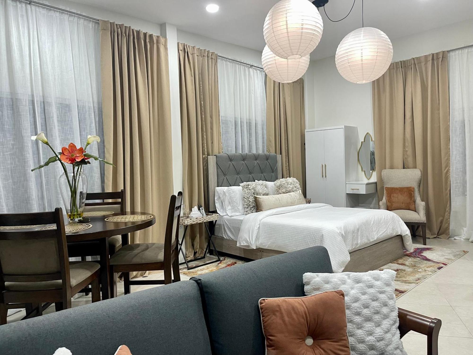 Citrine-Dreamy Mall Studio Unit Apartment Crown Point Bagian luar foto